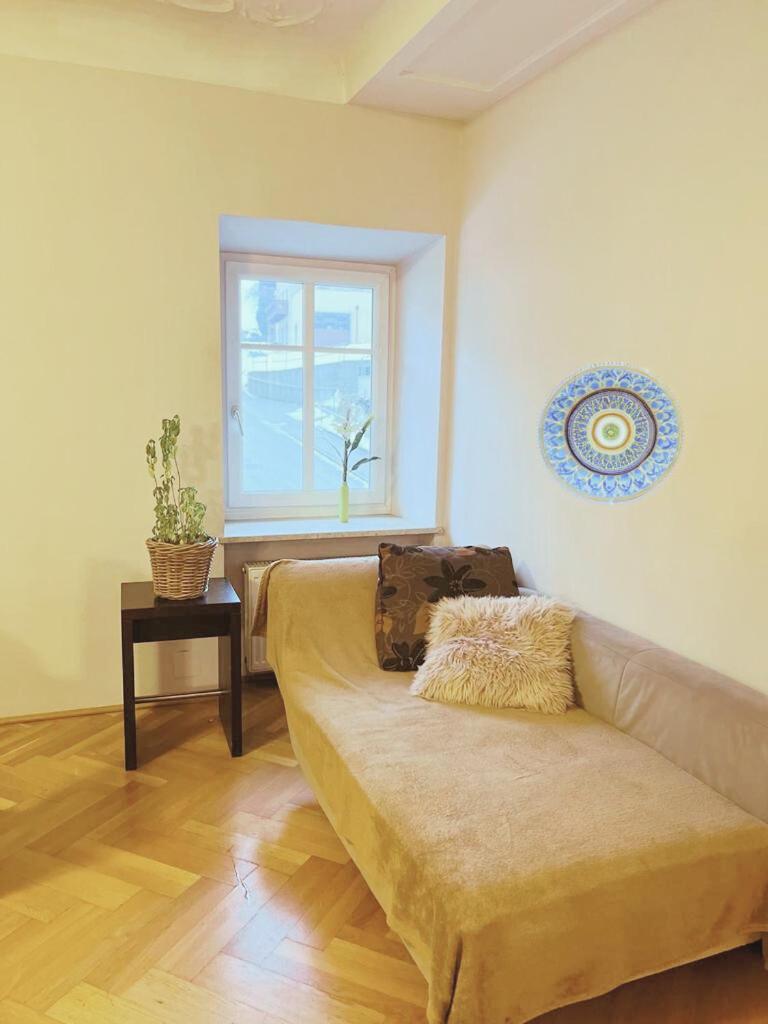 Taferne In Koestendorf - Ferienwohnung Monteurzimmer Neumarkt am Wallersee Dış mekan fotoğraf