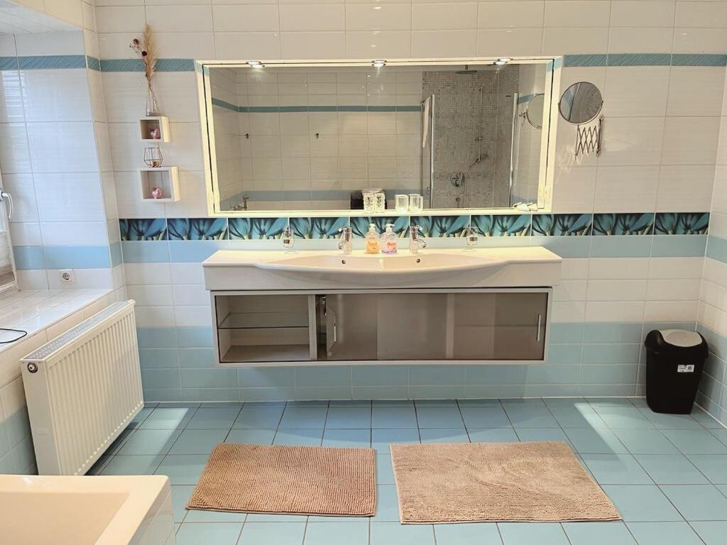 Taferne In Koestendorf - Ferienwohnung Monteurzimmer Neumarkt am Wallersee Dış mekan fotoğraf