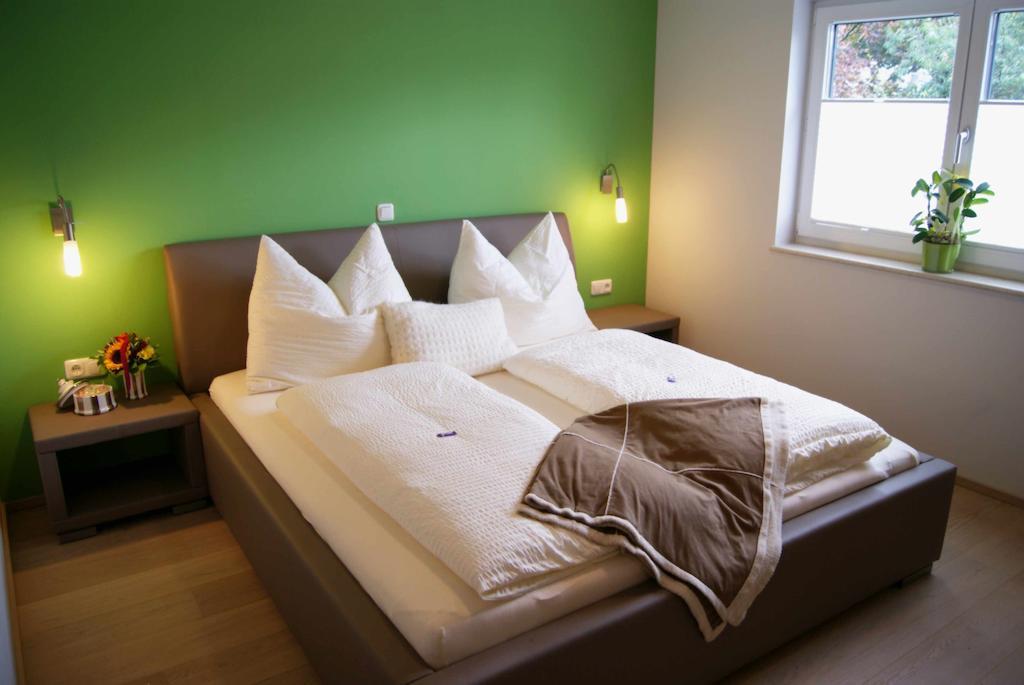 Taferne In Koestendorf - Ferienwohnung Monteurzimmer Neumarkt am Wallersee Dış mekan fotoğraf